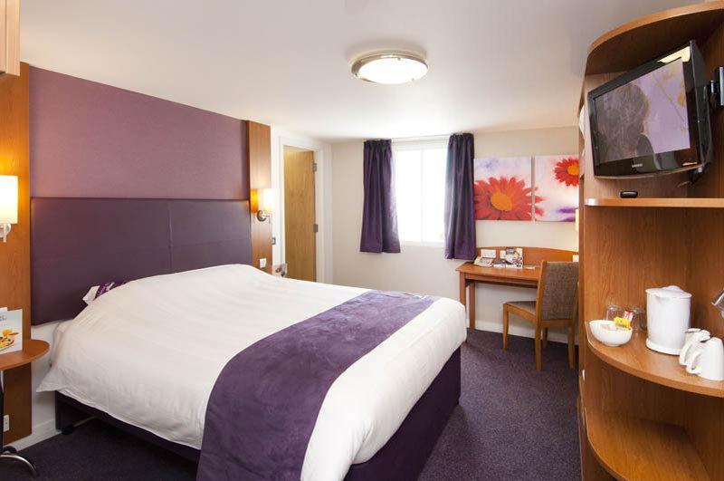 Premier Inn Coventry City Centre Exterior foto